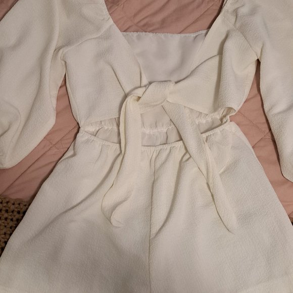 Romper - Picture 2 of 3